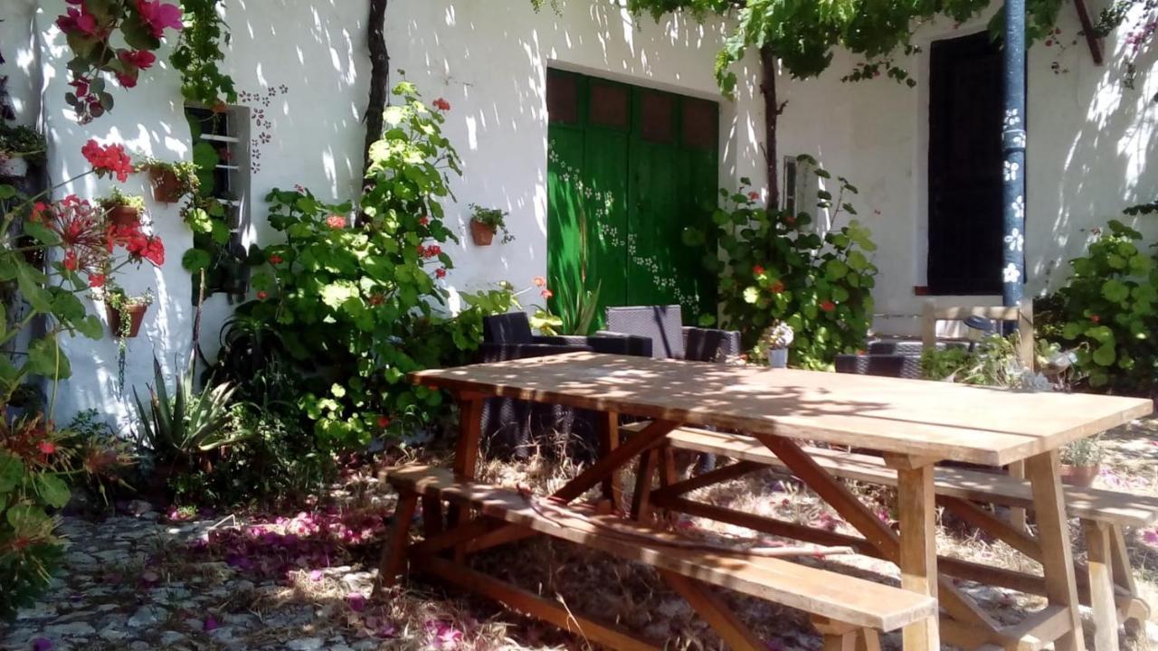Es Barranco Guest House Ферериес Екстериор снимка