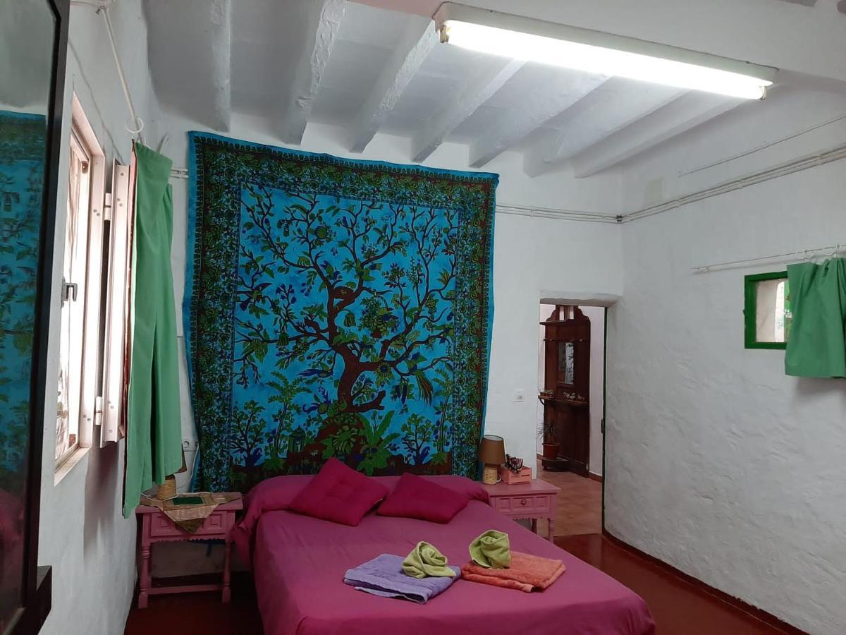 Es Barranco Guest House Ферериес Екстериор снимка