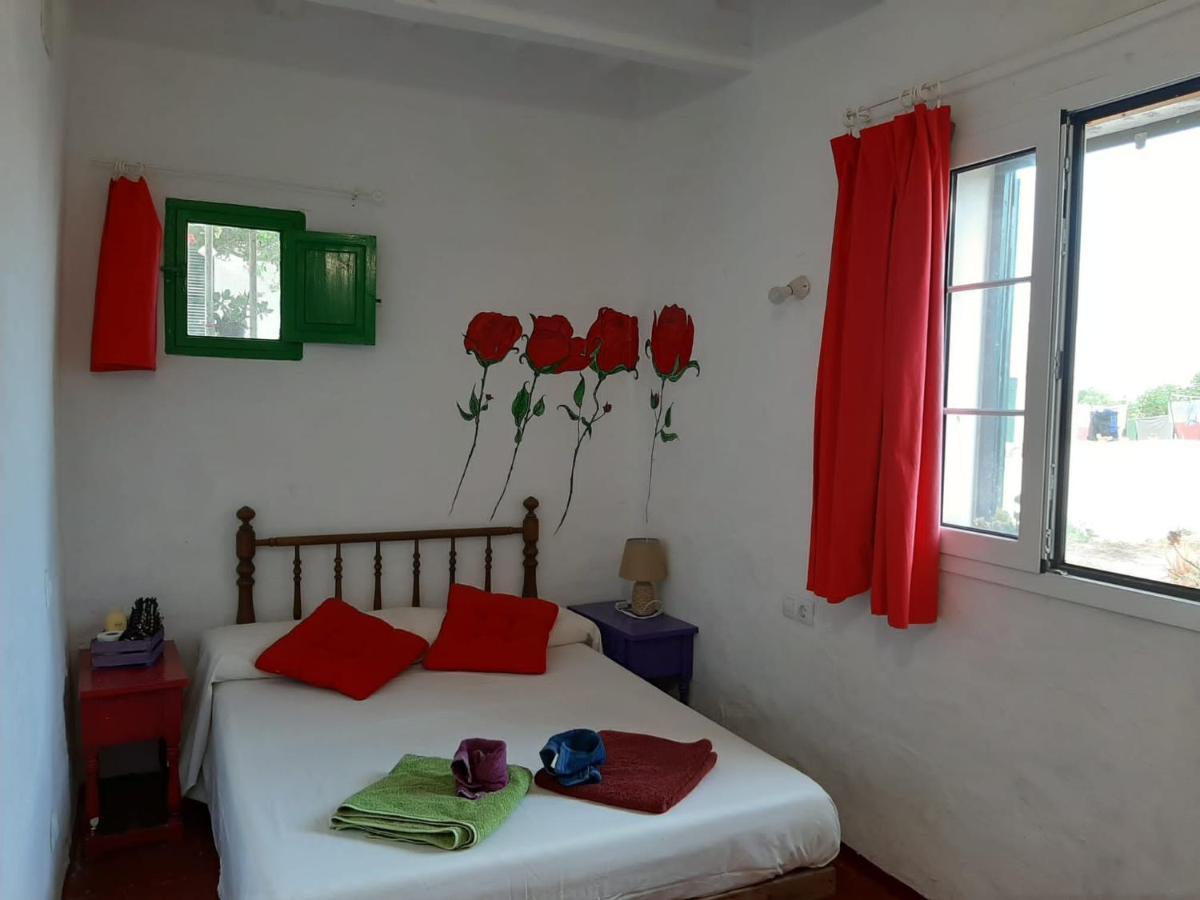 Es Barranco Guest House Ферериес Екстериор снимка